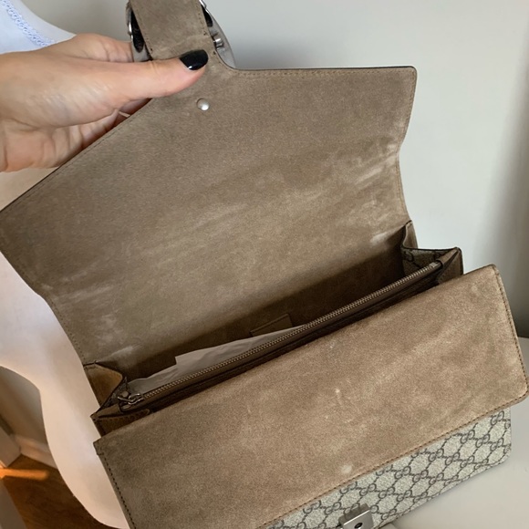 Gucci Dionysus GG Supreme Med Canvas Shoulder Bag - Picture 5 of 9